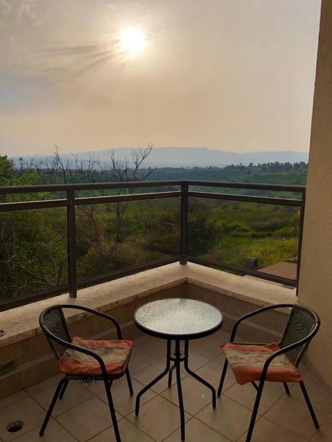 Apartament צימר תות Qaşrīn Zewnętrze zdjęcie